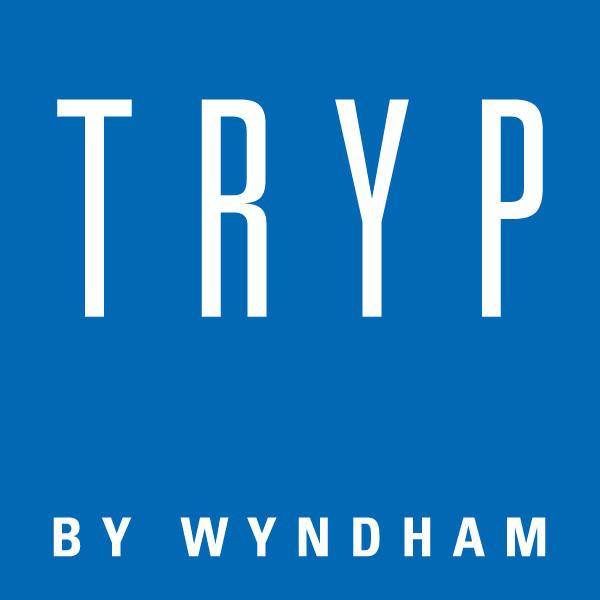 Logo TRYP by Wyndham Luebeck Aquamarin