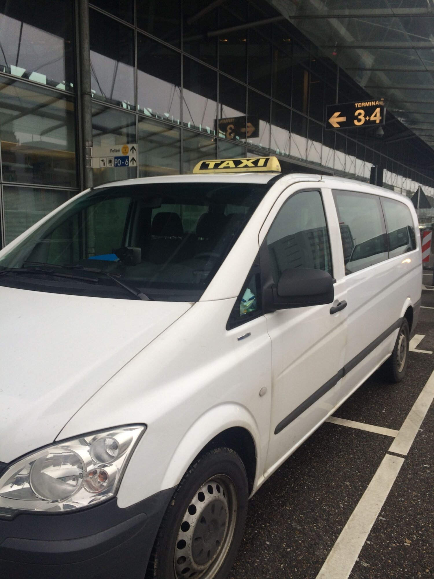 ACC  My - Taxi -Stuttgart 0711 Kurierdienst