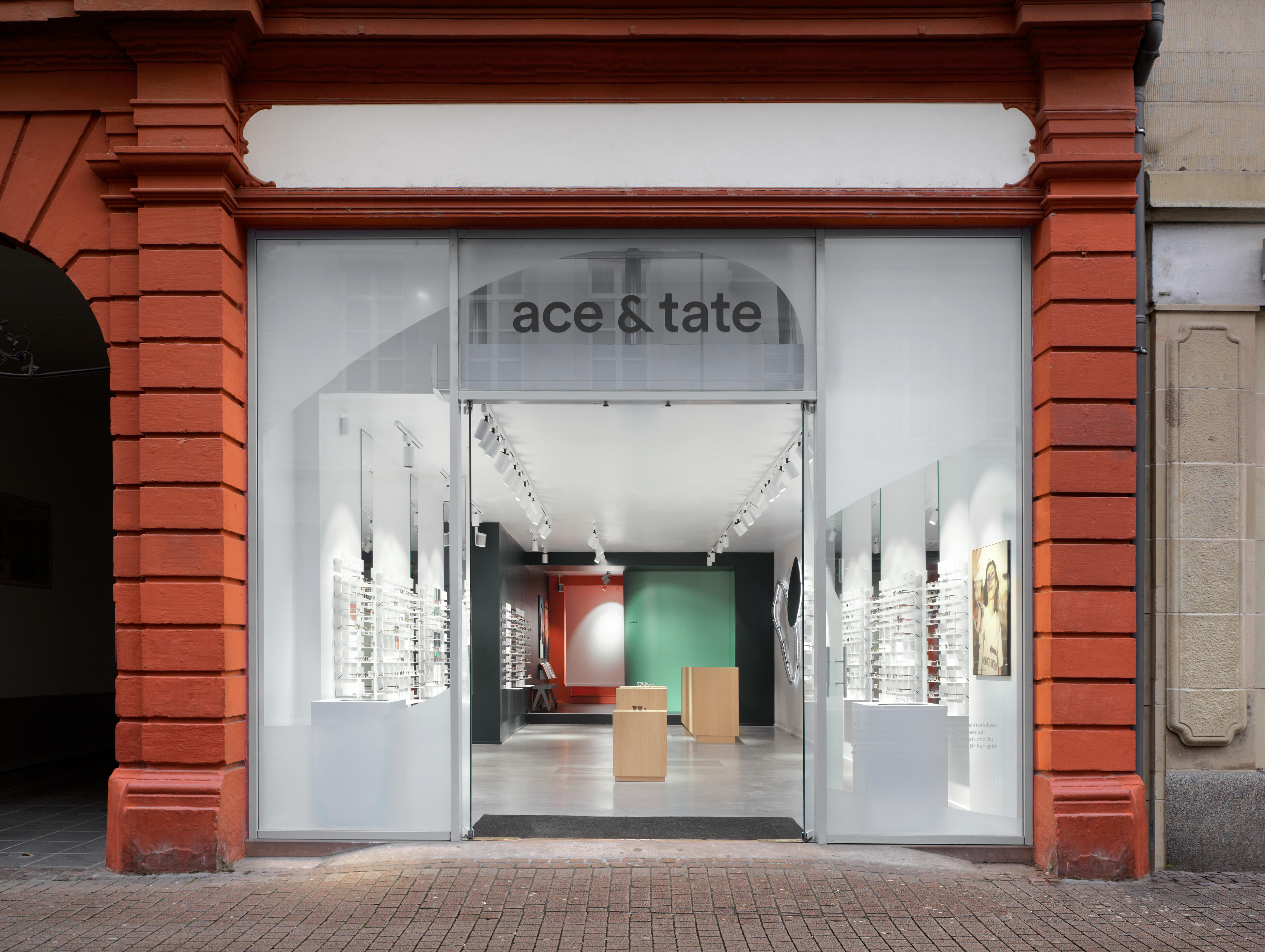 Ace & Tate