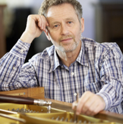 Alexander Ostrovski - Klavierstimmer / Techniker