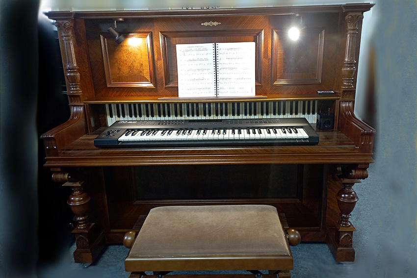 Alexander Ostrovski - Klavierstimmer / Techniker