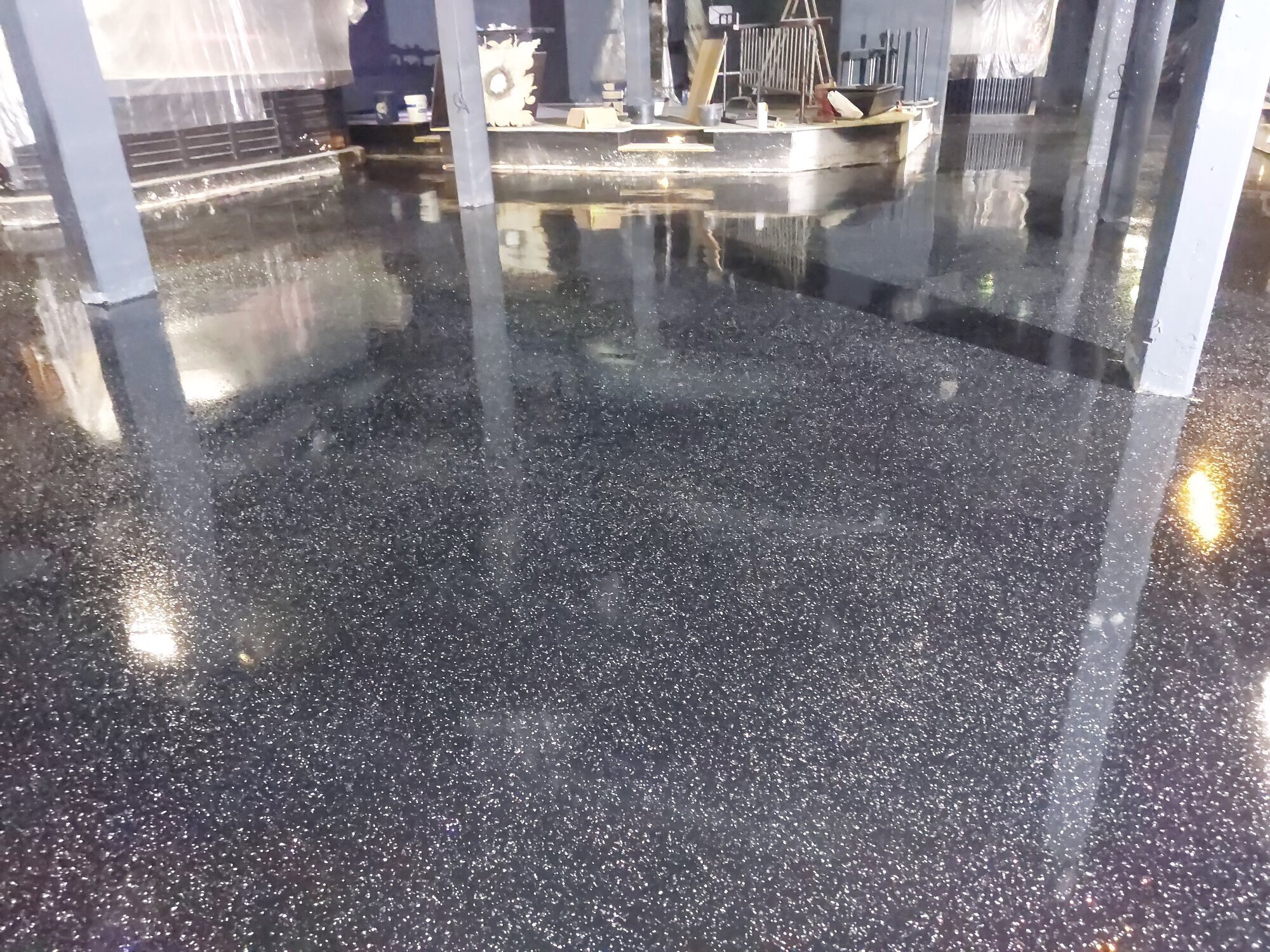 AVIO Bodenbeschichtung