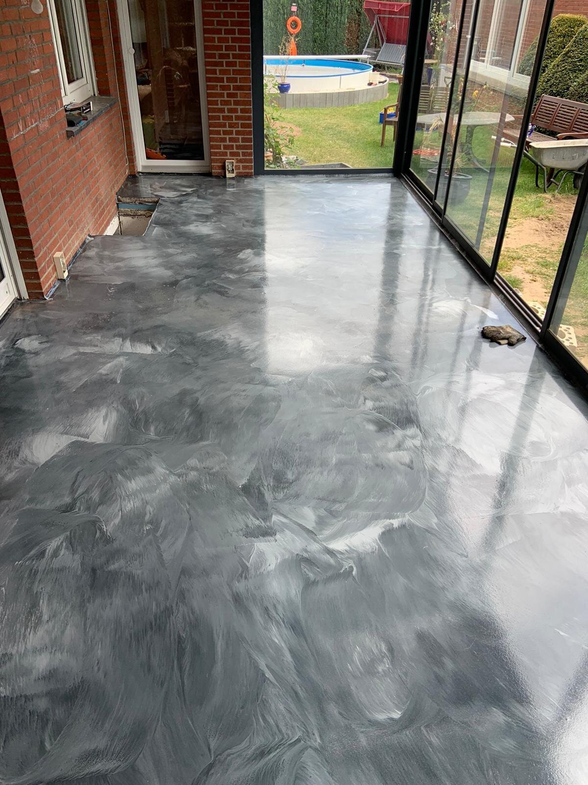 AVIO Bodenbeschichtung