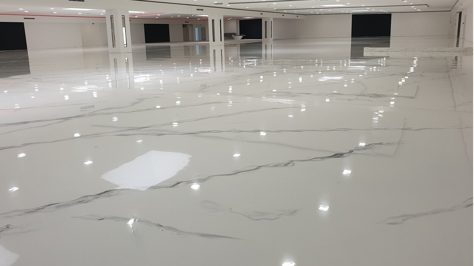 AVIO Bodenbeschichtung