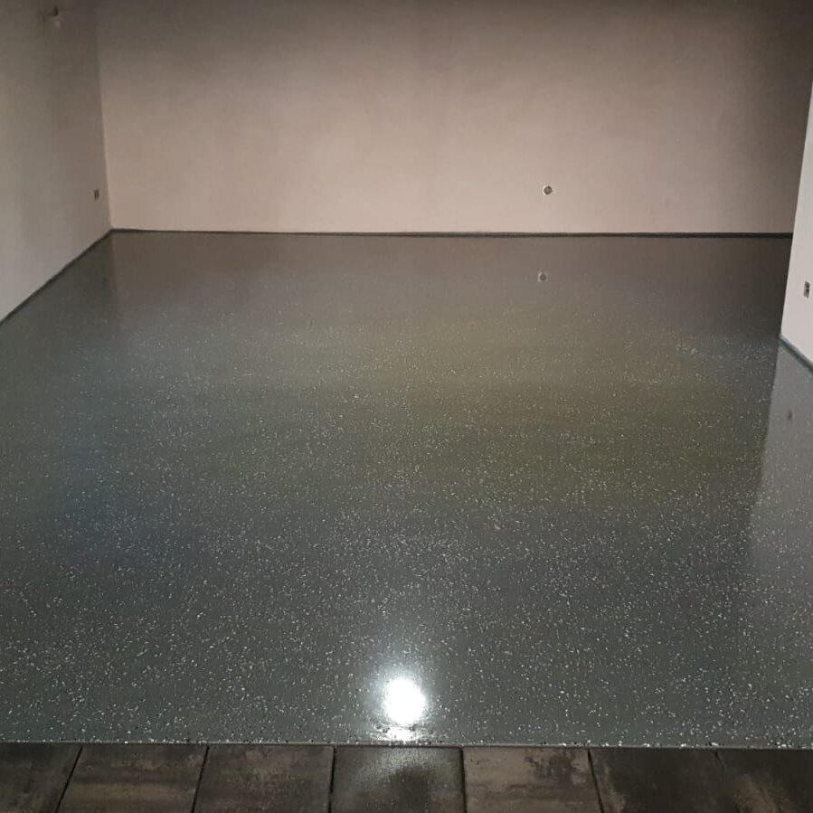 AVIO Bodenbeschichtung