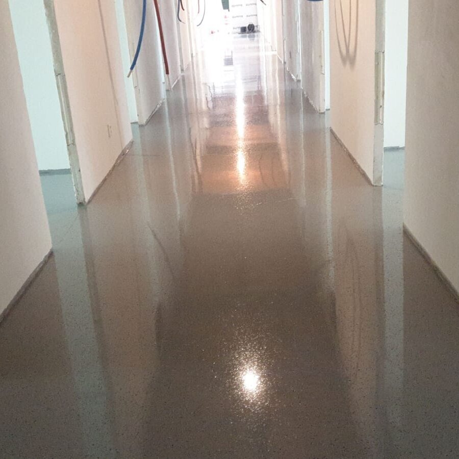 AVIO Bodenbeschichtung