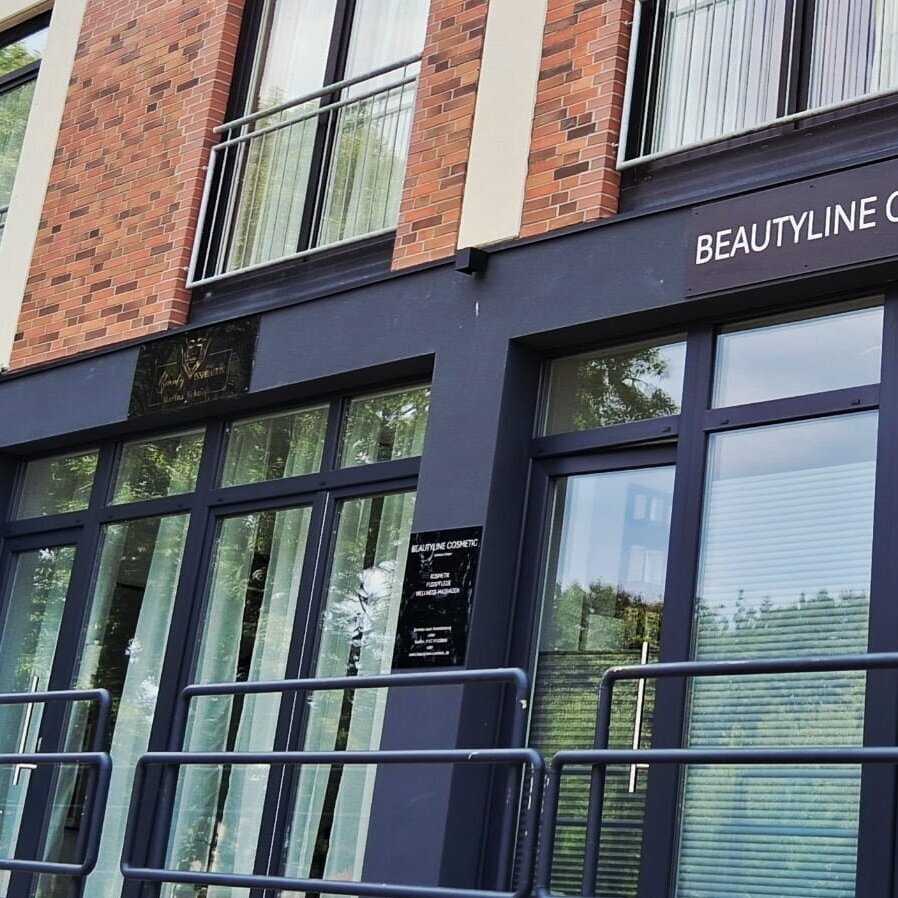 BEAUTYLINE - COSMETIC