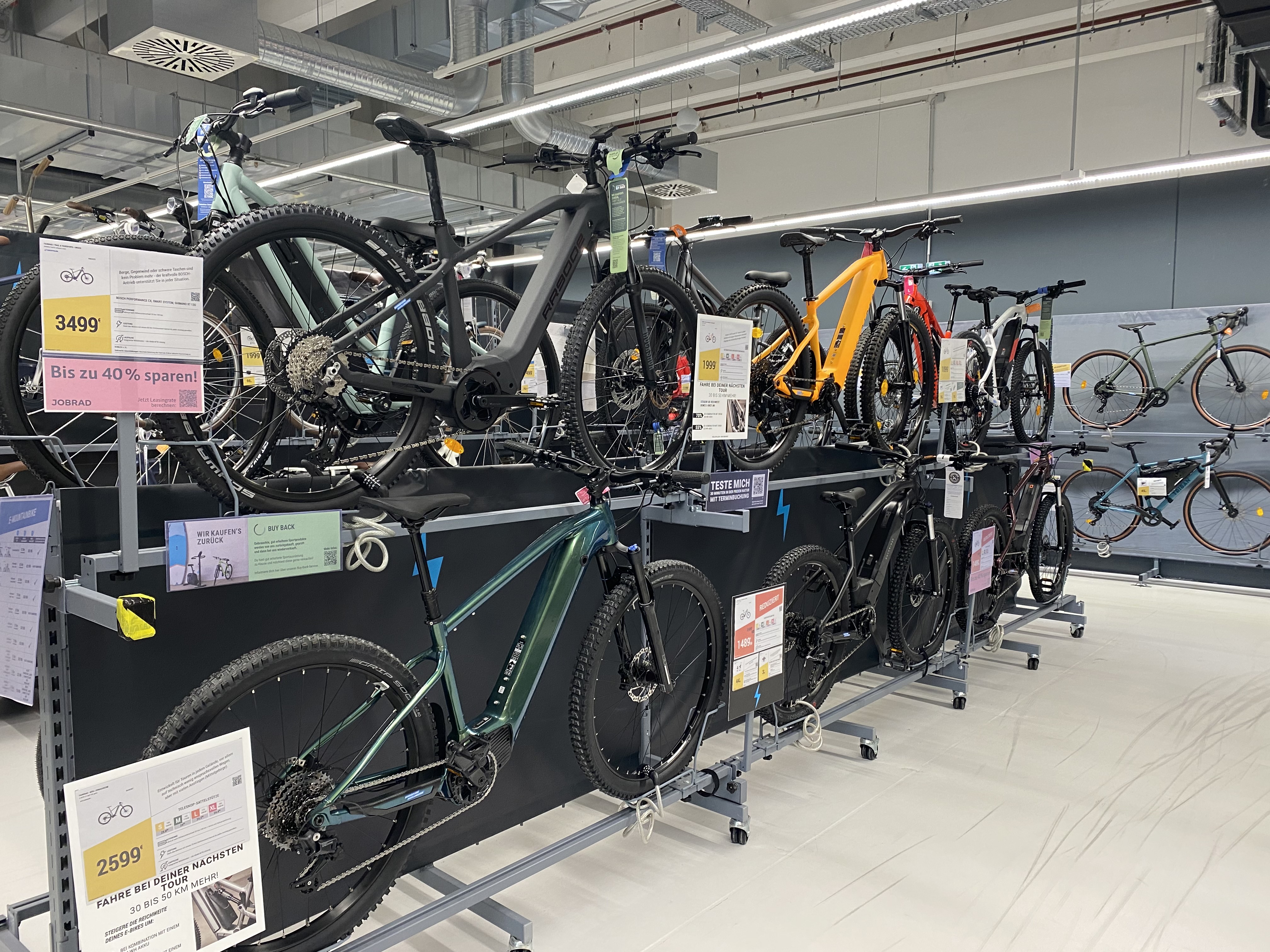 DECATHLON Berlin Eiche Fahrradgeschäft