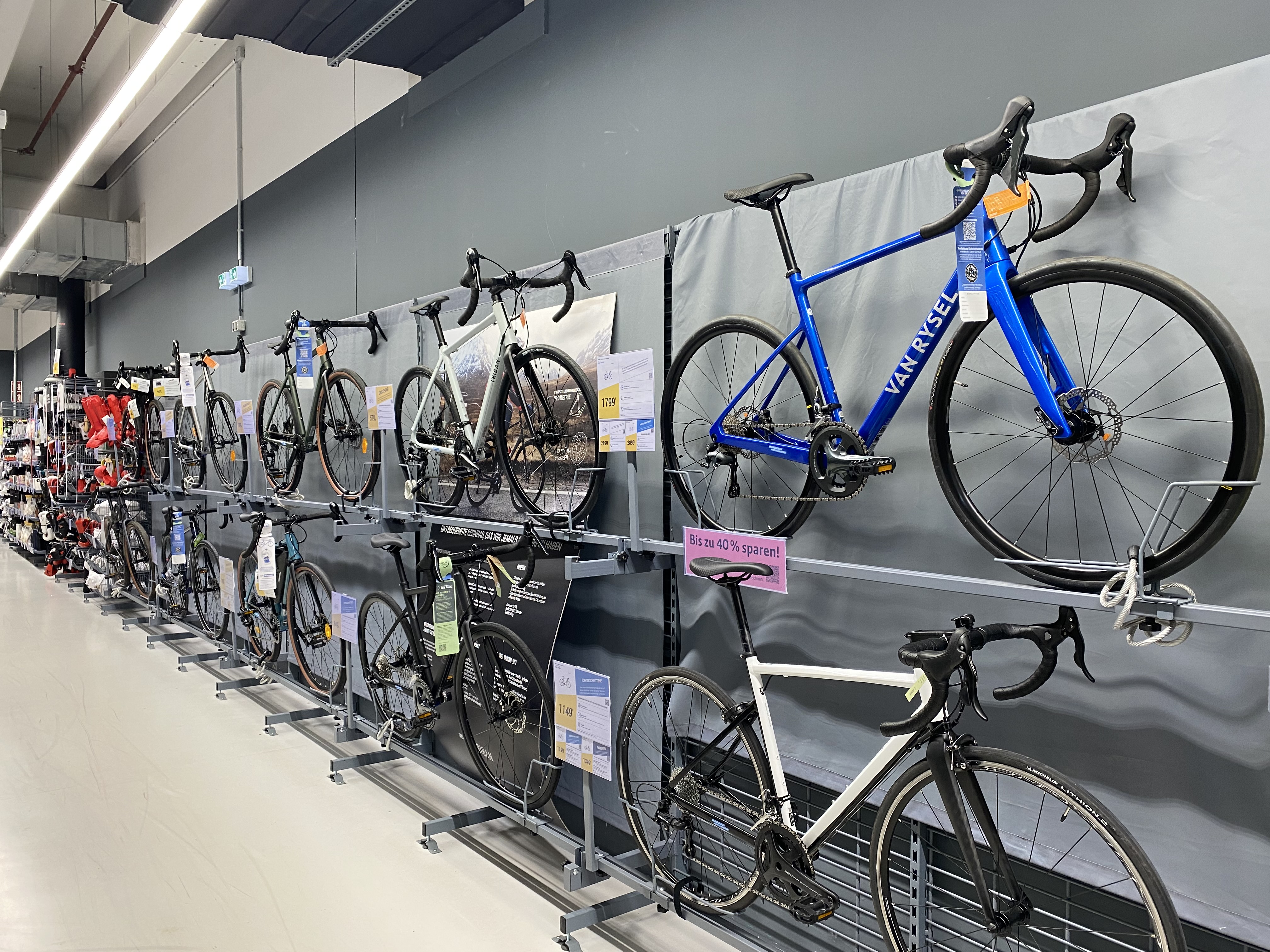 DECATHLON Berlin Eiche Fahrradgeschäft