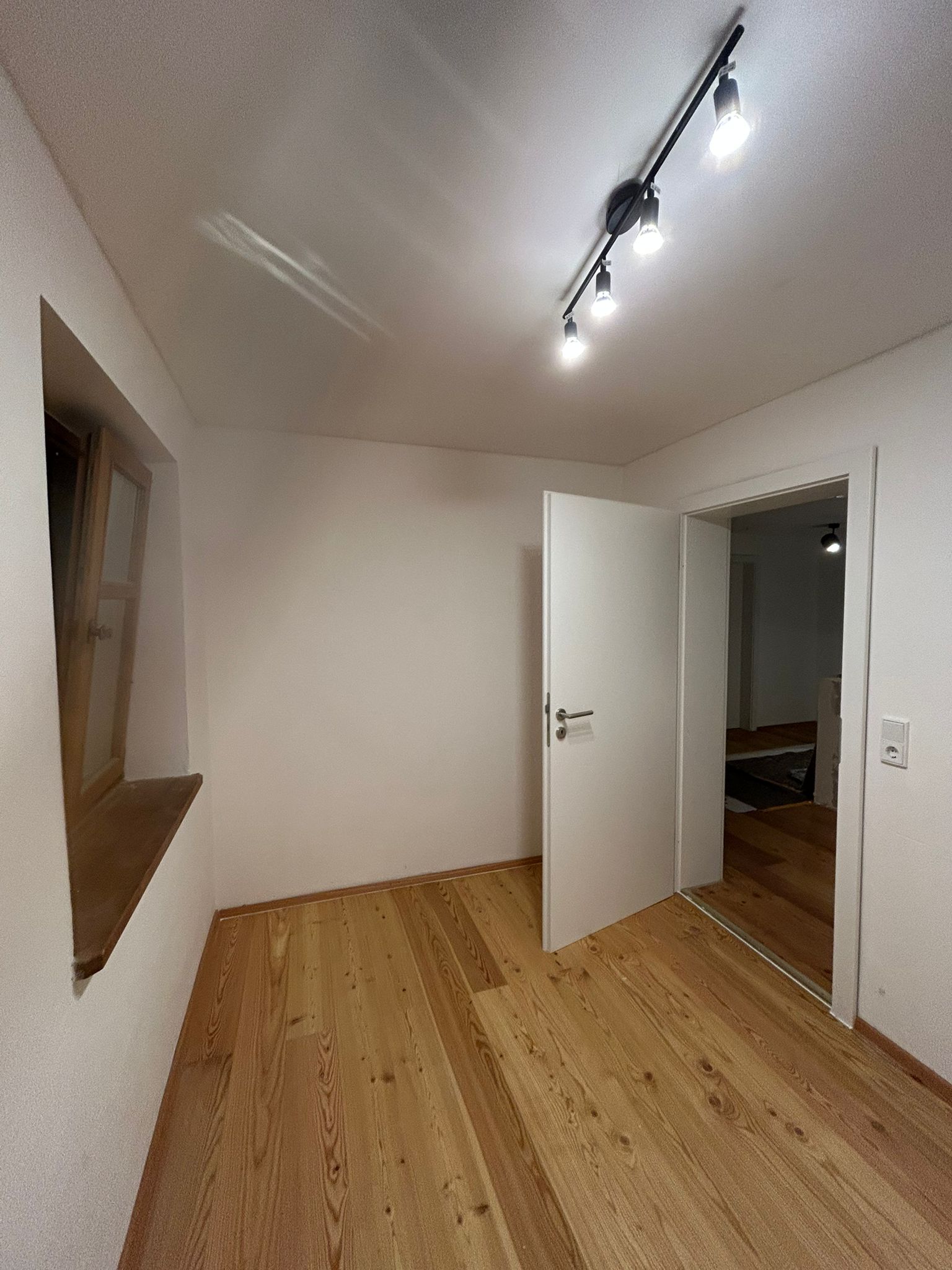 Djimmi Iljazi Iljazi Bau