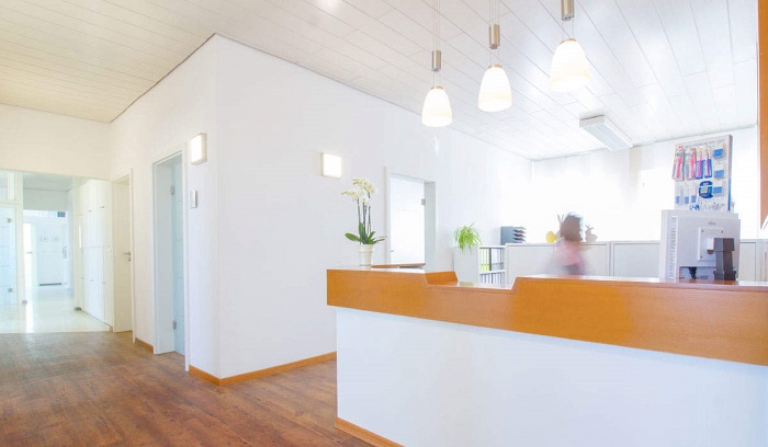 Dr. Adolf G. Liebscher