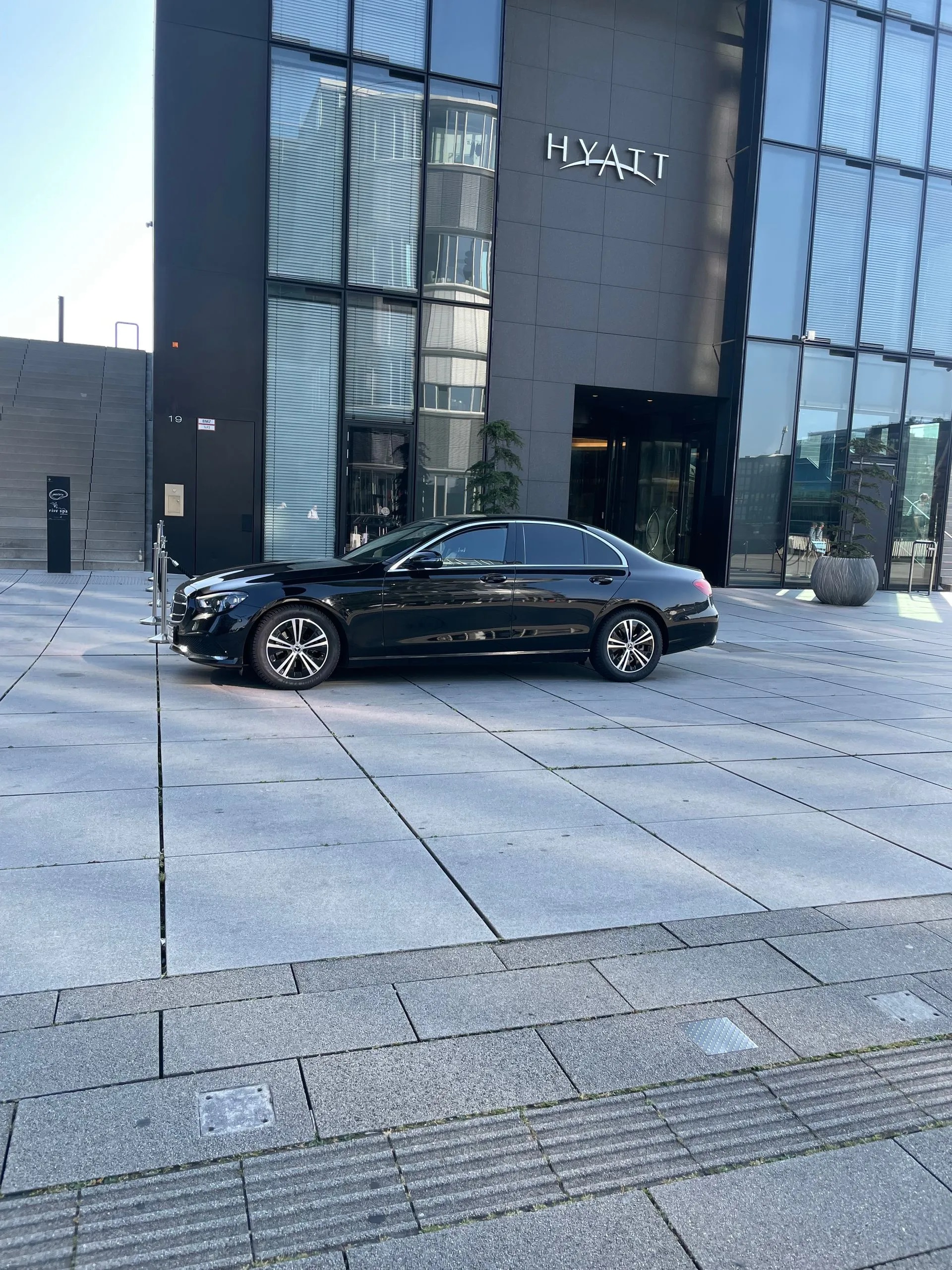 Elegant Drive