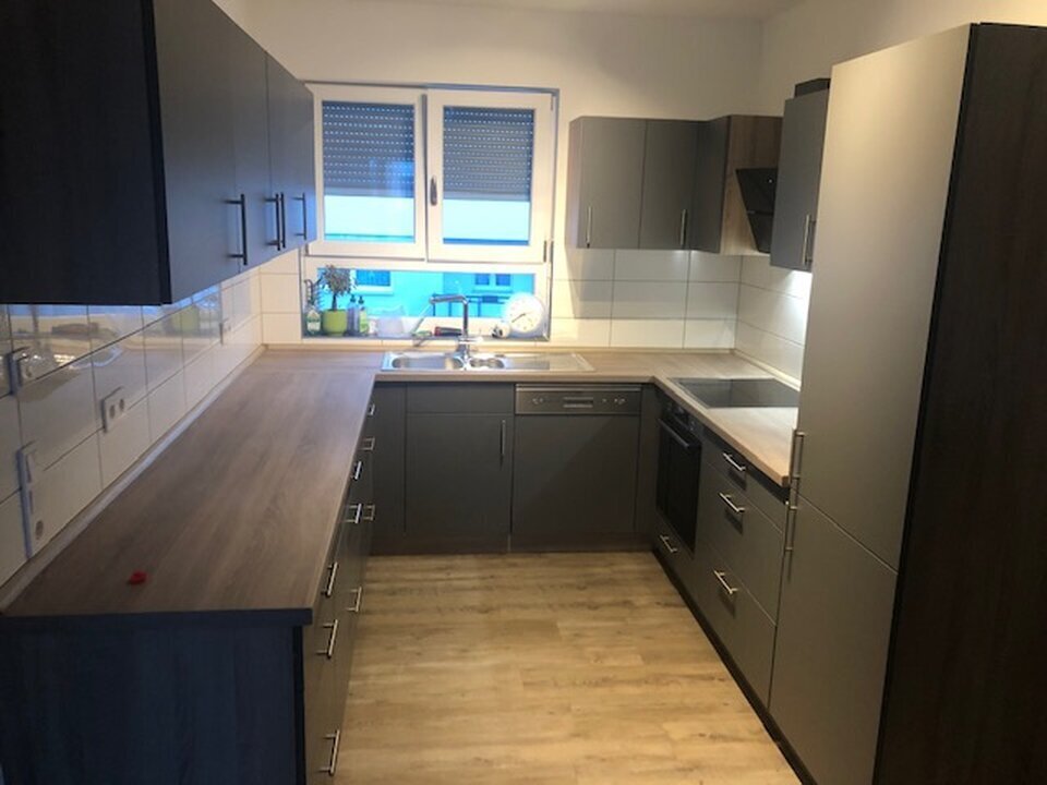 ESAD GmbH Küchen I Bad I Montage