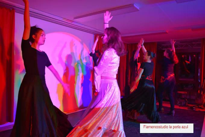 Flamencostudio La Perla Azul auf der Schanze mit La Carolina