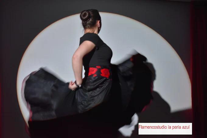 Flamencostudio La Perla Azul auf der Schanze mit La Carolina