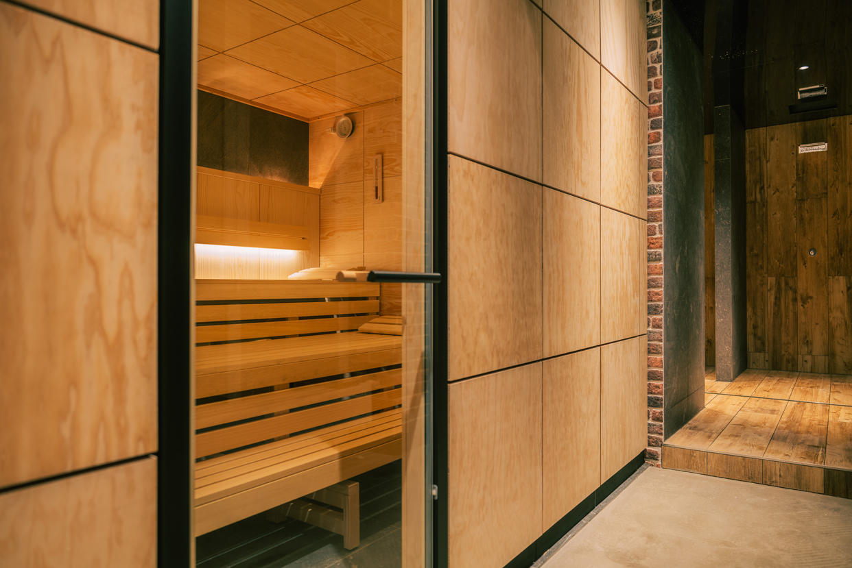 Gold's Gym Fitnessstudio Krefeld