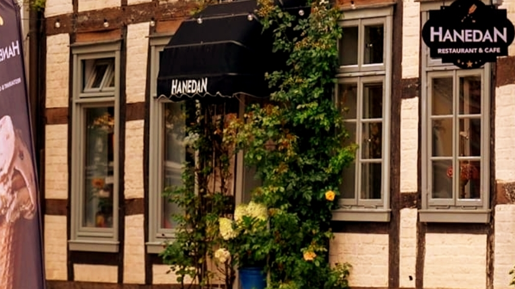 Hanedan Restaurant & Cafe