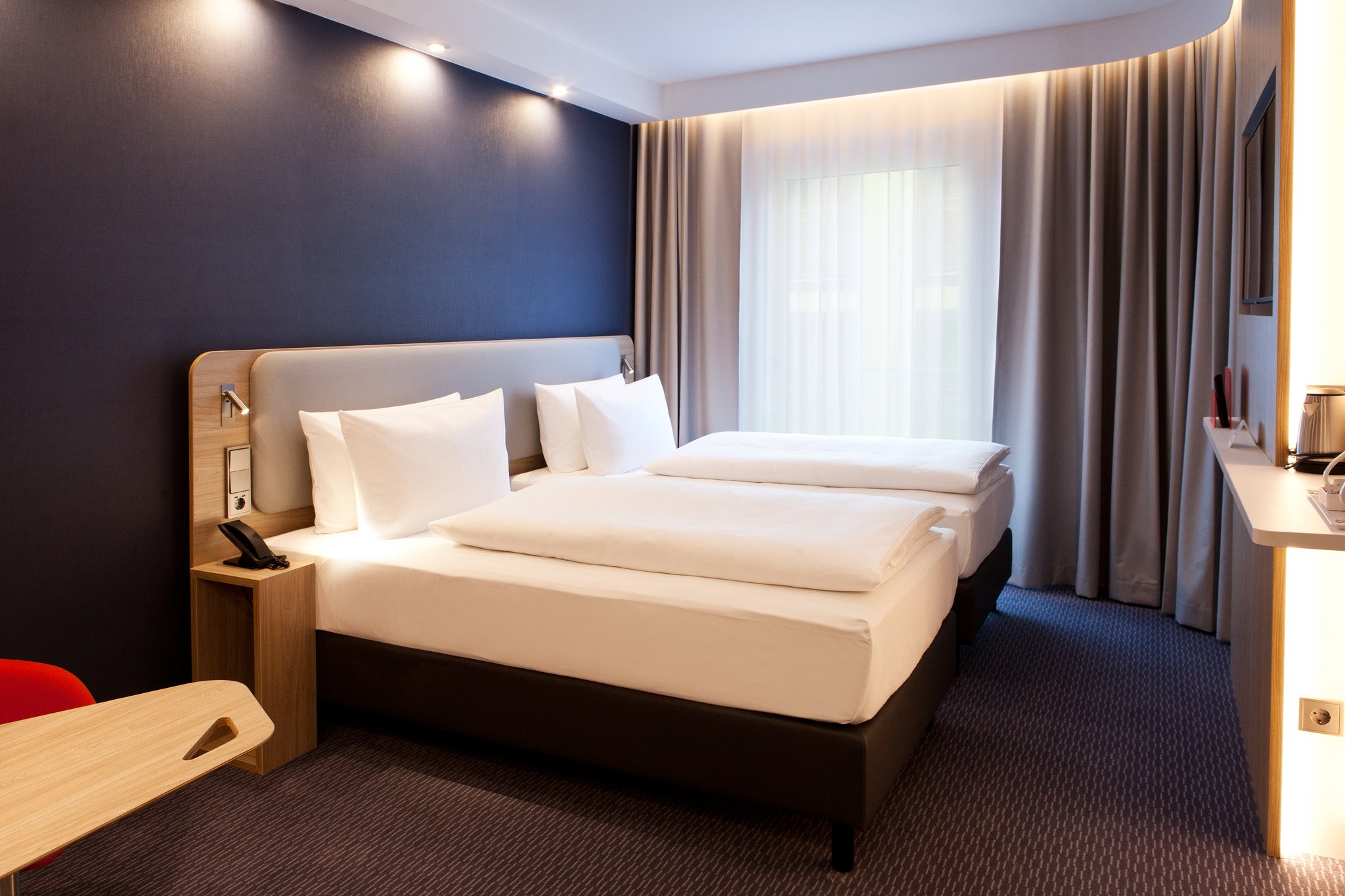Holiday Inn Express & Suites Monheim am Rhein by IHG