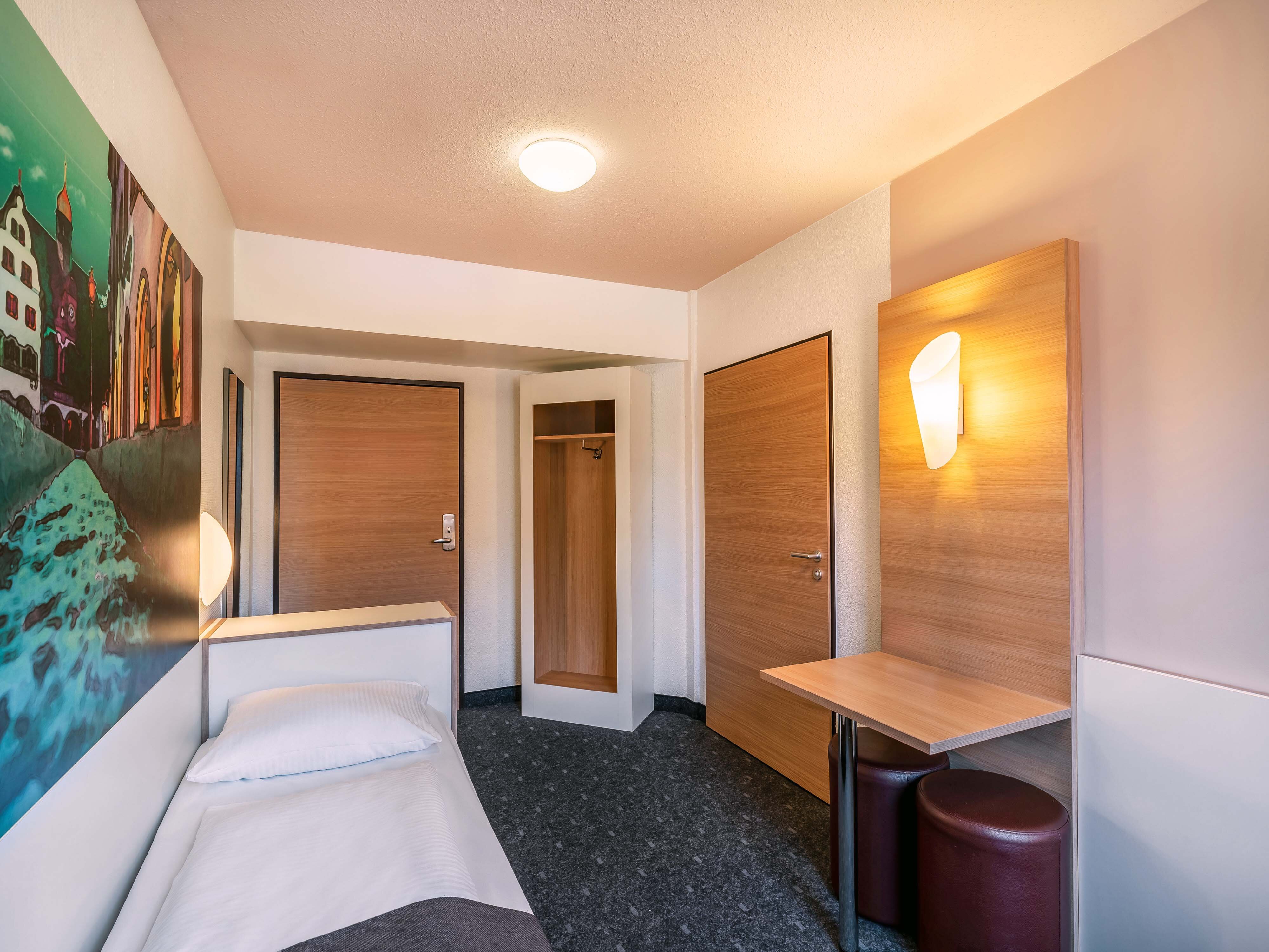 B&B HOTEL Freiburg-Nord