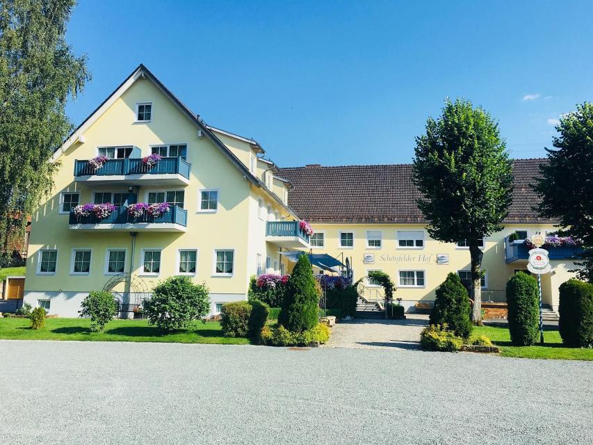 Landhaus - Hotel Schönfelder Hof