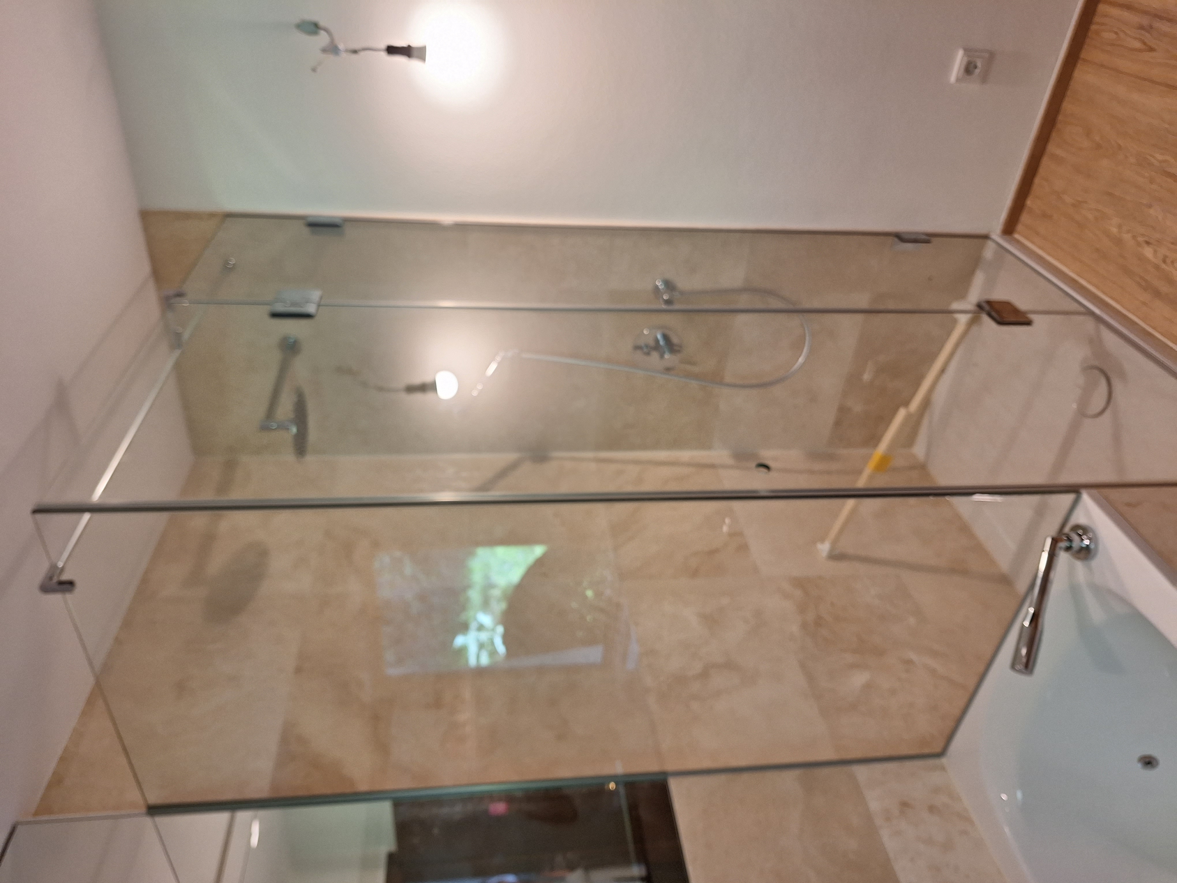 Mager Alexander Glaserei