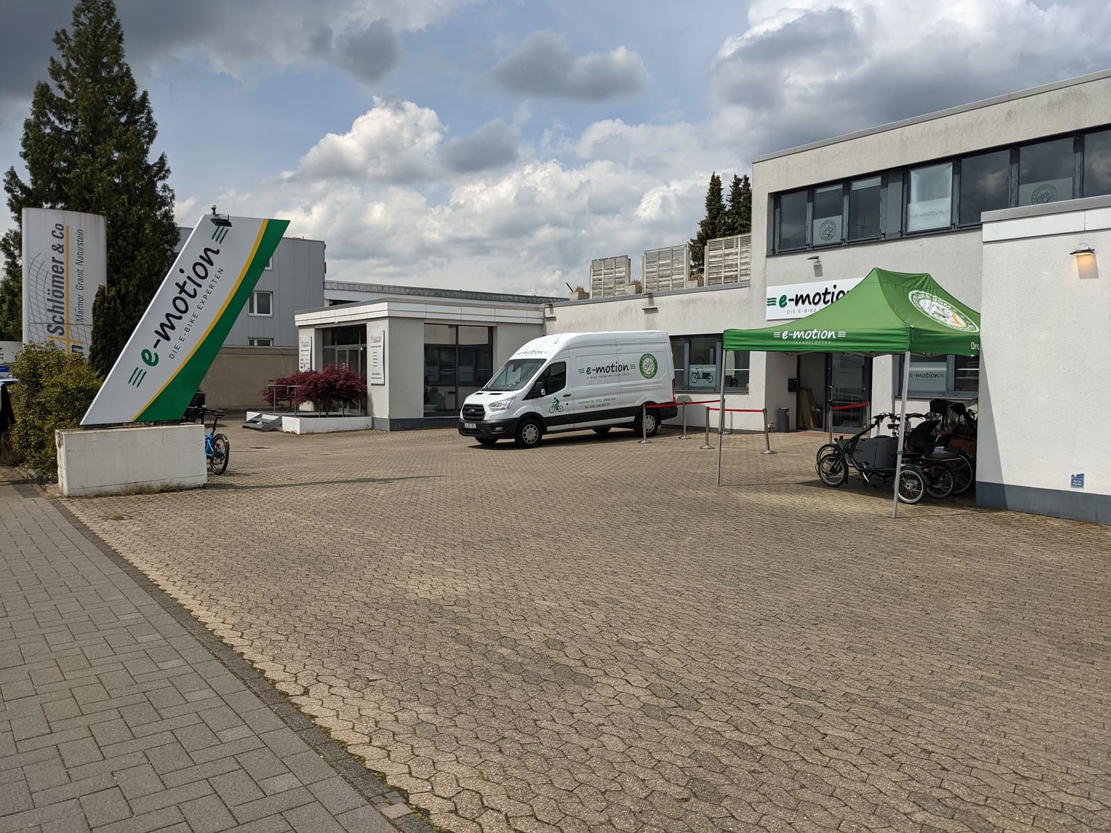 e-motion e-Bike Premium-Shop Köln