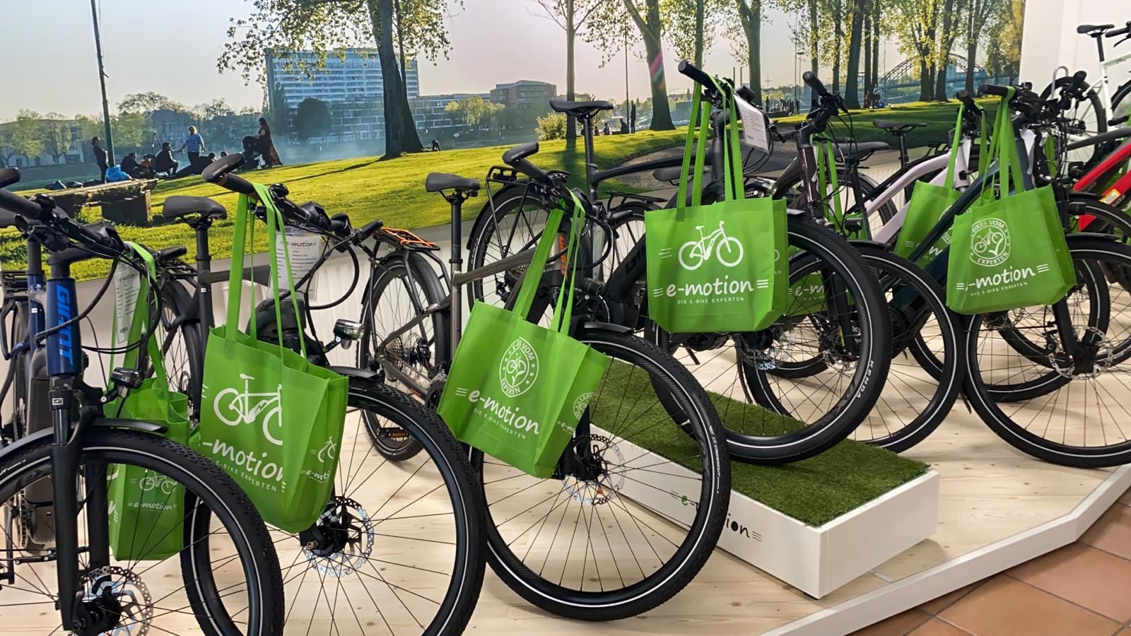 e-motion e-Bike Premium-Shop Köln