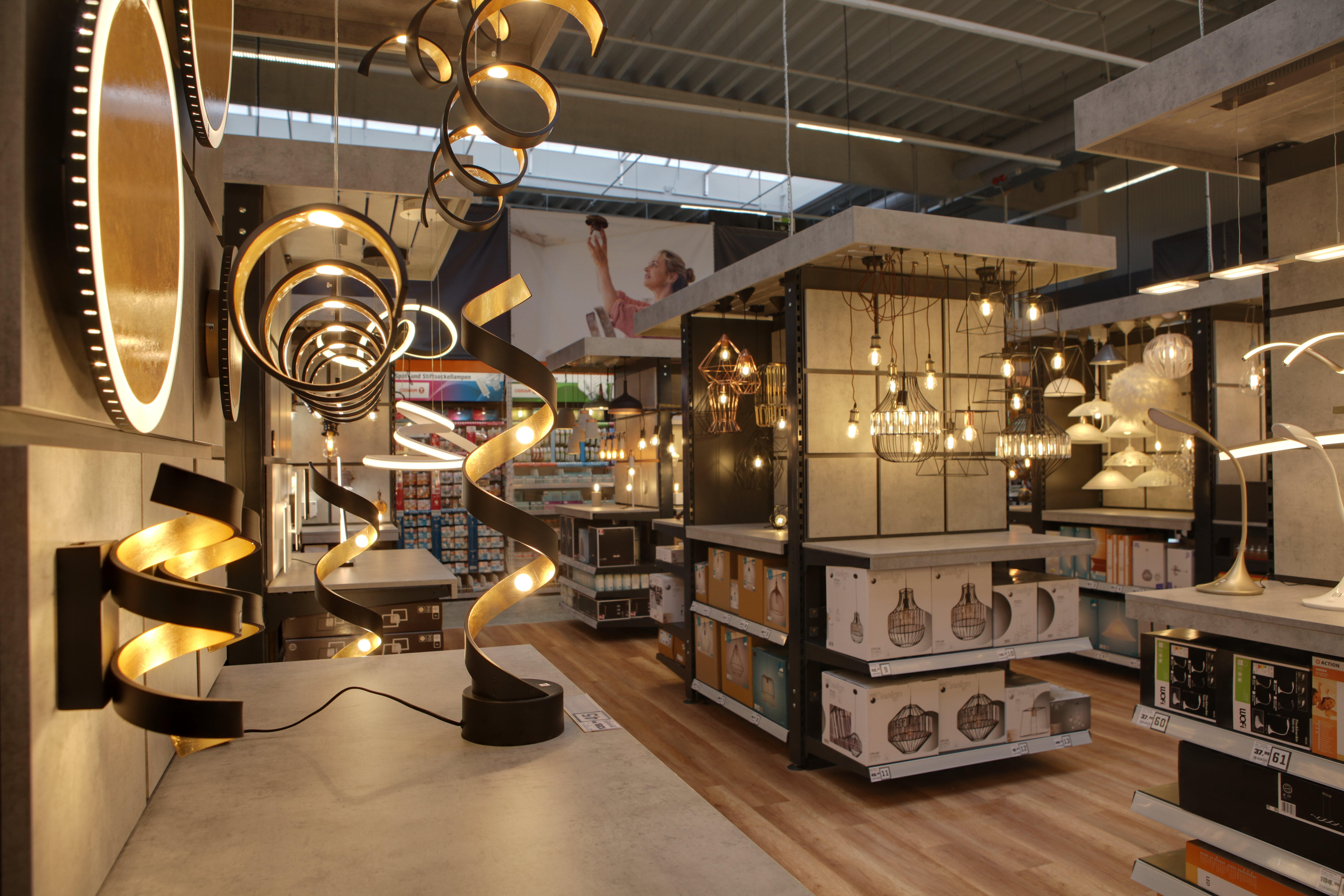 OBI Lampen und Leuchtenstudio Hannover-Linden