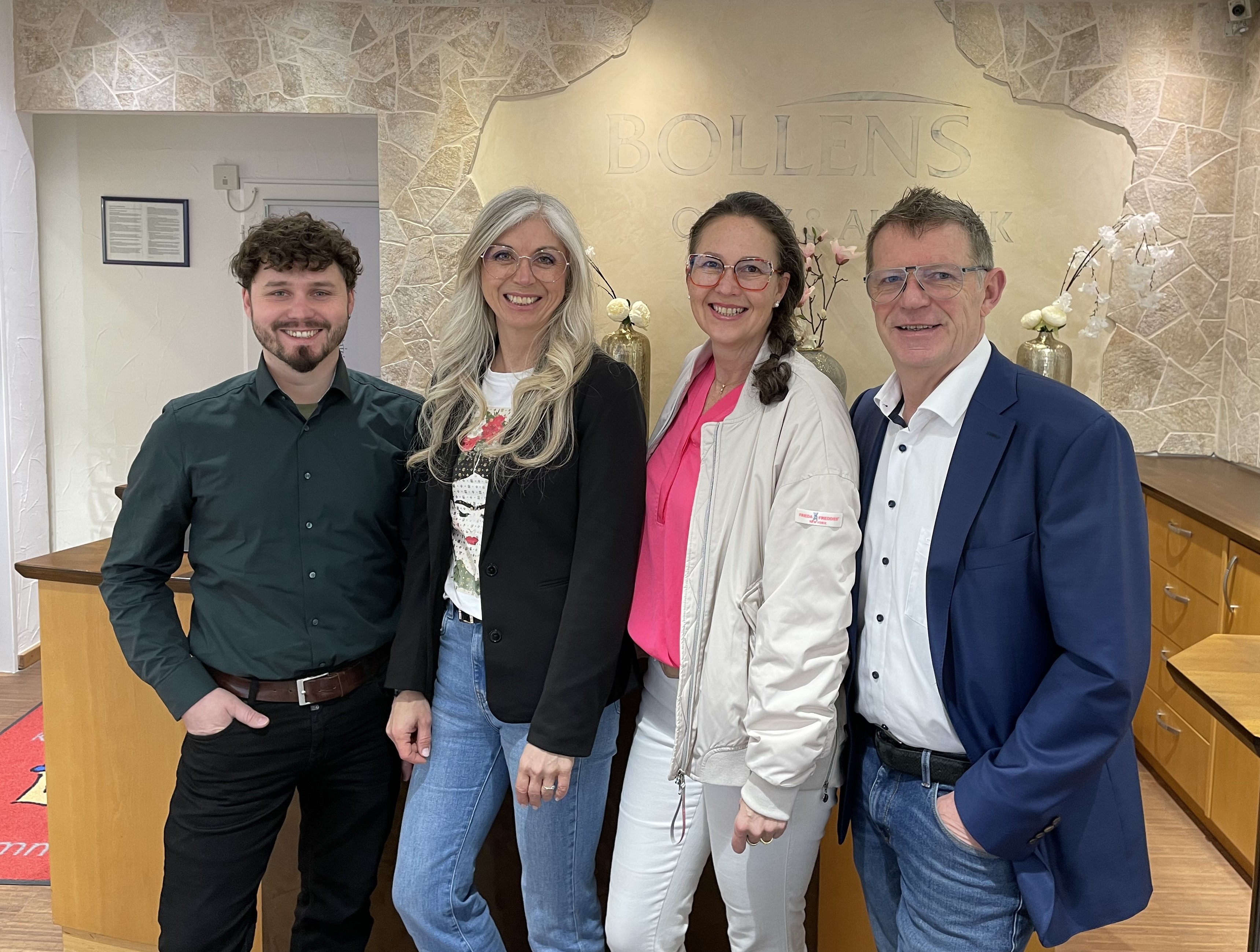 Optik-Akustik-Bollens GmbH & Co. KG
