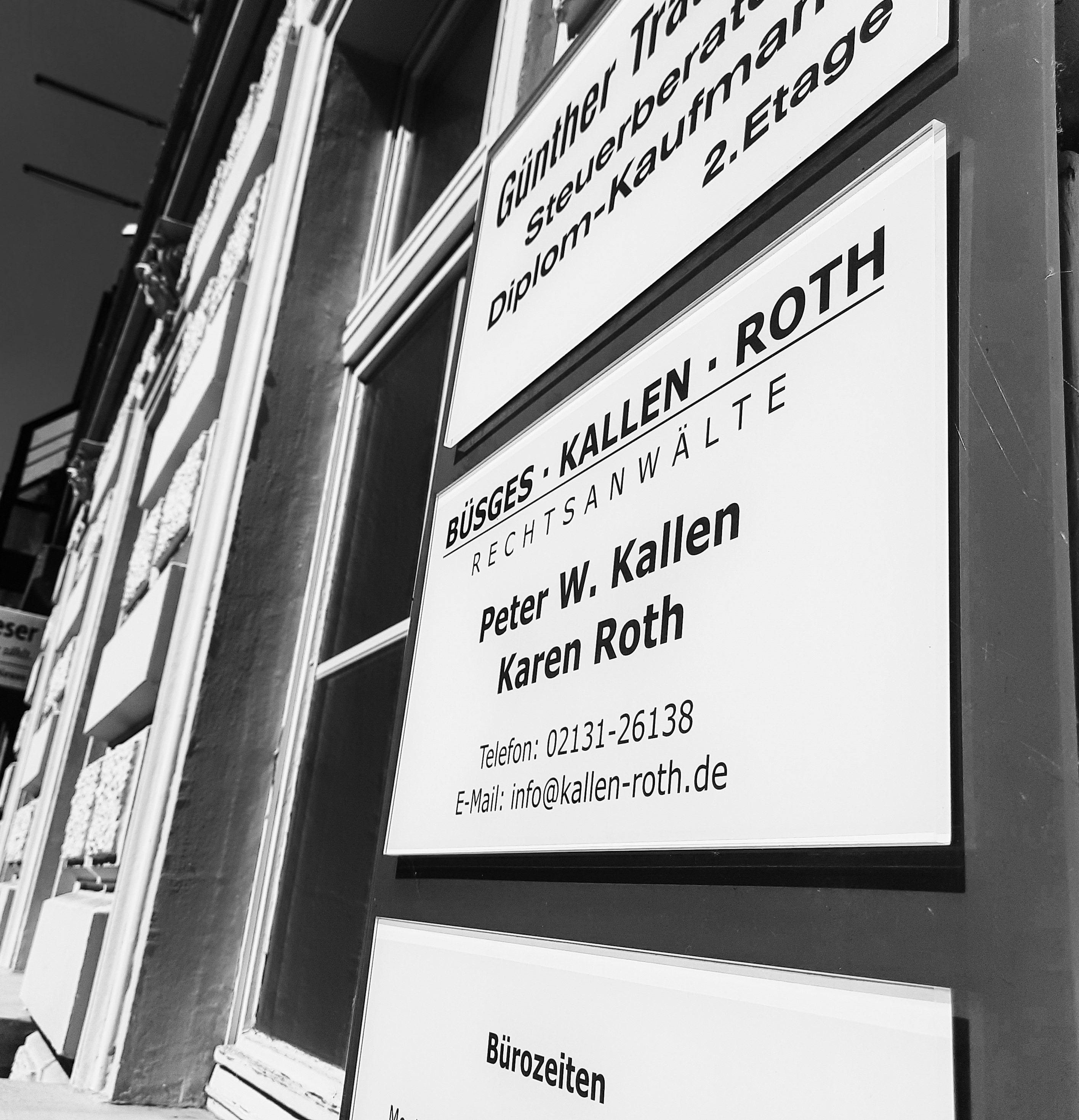 Peter W. Kallen + Karen Roth Rechtsanwälte