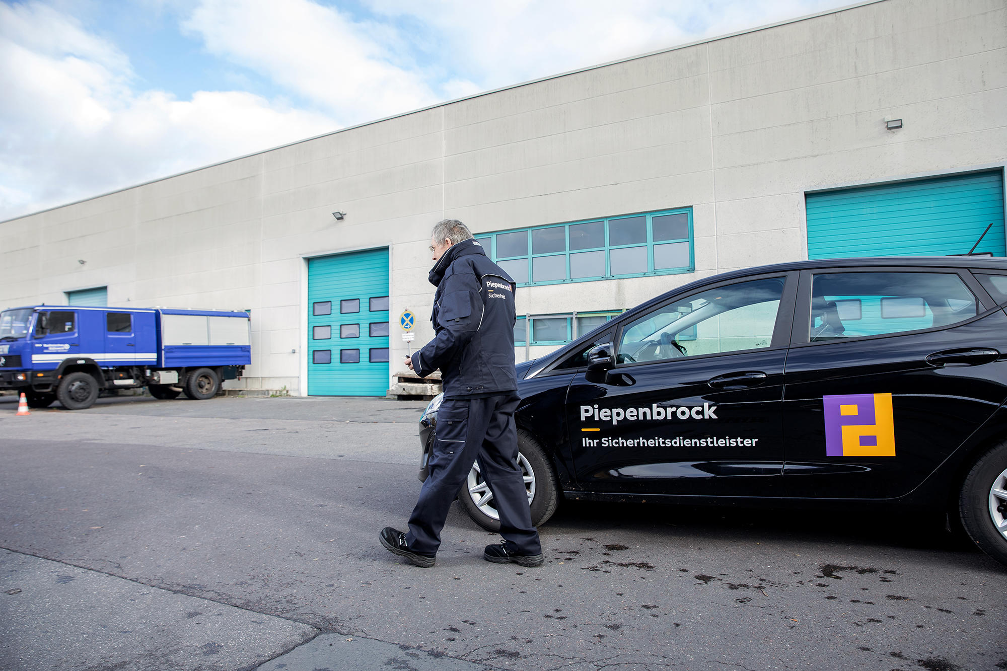 Piepenbrock Dienstleistungen GmbH & Co. KG | Gebäudereinigung | Facility Management  | Sicherheit