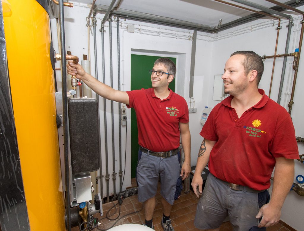 Scheck Bad Heizung