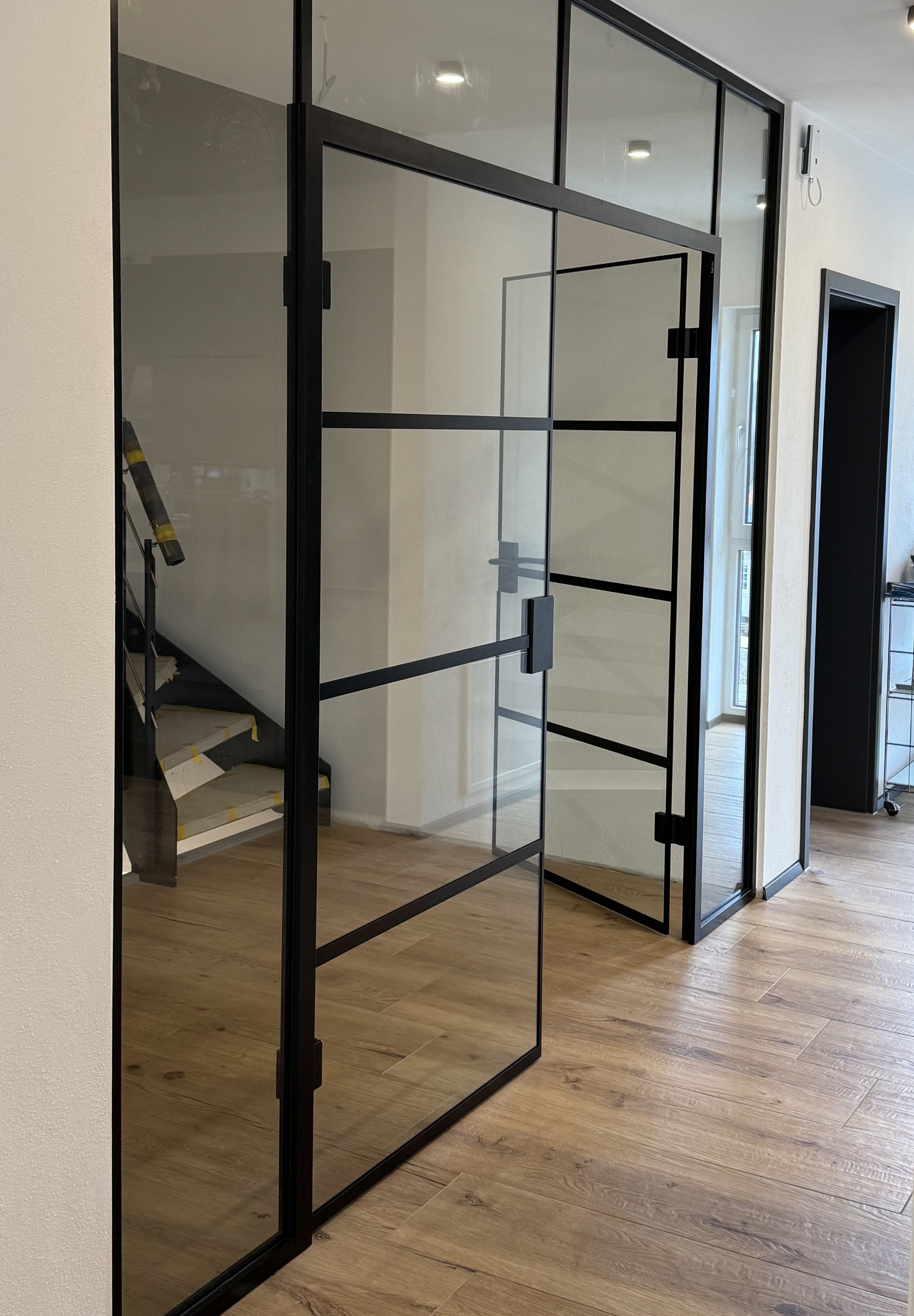 Schnürlein Kunst- und Bauglaserei GmbH & Co. KG