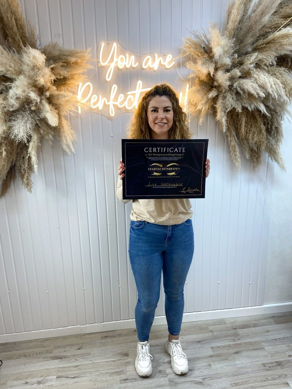 Schönerie by Lisa Wolkenfeld